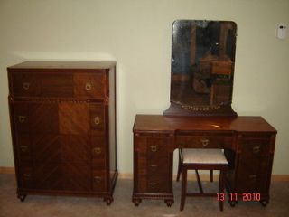 Antique Dresser, Vanity w/Mirror and Bench 1936 Colonial Furniture 