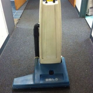 Tennant 3260 Commercial Wide Area 24 Inch Vacuum