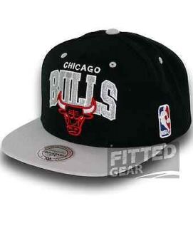 Chicago BULLS TEAM ARCH 2 TONE BK Black Snapback NBA Mitchell & Ness 