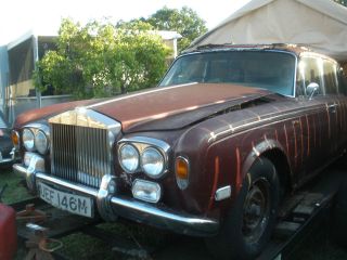 Rolls Royce Silver Shadow Front Chrome Bumper Assembly with Overiders 