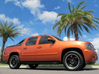 Chevrolet  Avalanche 4WD Crew Cab CHEVY AVALANCHE 4X4 LTZ LOADED 