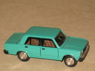 RUSSIAN LADA VAZ 2105 N A39 DIECAST CAR SCALE 1/43.MADE IN USSR