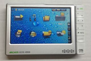 Archos 605 WiFi (80 GB) Digital Media Player with Mini Dock and 