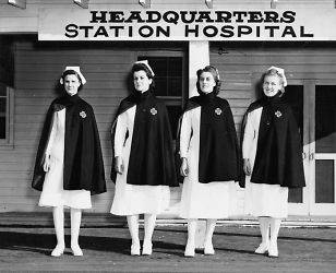 1941 Four American Red Cross nurses photo Vintage Black & White 