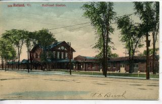   VERMONT RAILROAD DEPOT ANTIQUE VINTAGE POSTCARD TRAIN STATION VT 1906