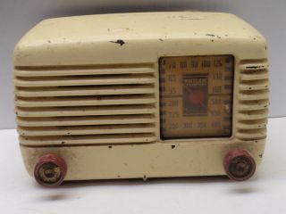 Vintage Used H32895 Plastic Philco Transitone Art Deco Old Tube Radio 