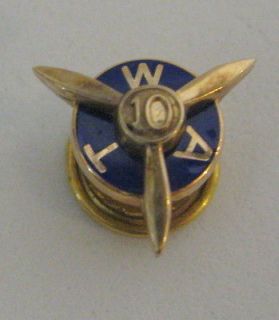 TWA Pilot Stewardess Lapel Pin Enameled 10K 10kt GOLD 10 yr 2.8 grams 