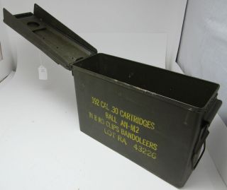 VINTAGE AMMO BOX   192 CAL .30 CARTRIDGES   BALL AN M2   IN & RD CLIPS 