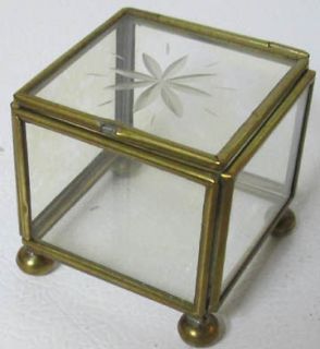 SMALL BRASS AND GLASS TABLE TOP DISPLAY CASE   BALL FOOTED, ETCHED LID 