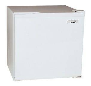 compact freezer in Refrigerators & Freezers