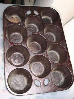 old Cast Iron cupcake Mold & heart diamond bakeware & corn cob corn 