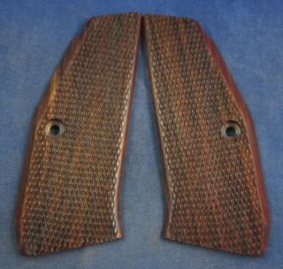 NEW WOOD CHECKERED GRIPS 4 CZ 75 SP 01 SHADOW