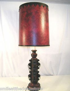   MID CENTURY SPANISH COLONIAL REVIVAL STYLE TABLE LAMP RED SWORD DESIGN
