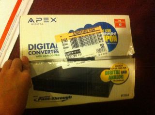 NEW * APEX DIGITAL TV CONVERTER BOX DT250A (read shipping detail)