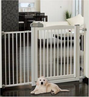 Richell Extra Wide Tension Mount Pet Gate   White Color