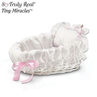 Ashton Drake So Truly Real Doll Accessories White Liner/Pillow Wicker 