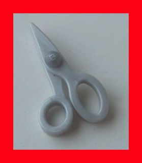   DOLL HOUSE MINIATURE SALON SCISSORS DOLLHOUSE ACCESSORY BARBIE MOXIE