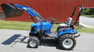   HOLLAND BOOMER 1030 4x4 COMPACT UTILITY TRACTOR W/ LOADER HYDRO 49 HRS