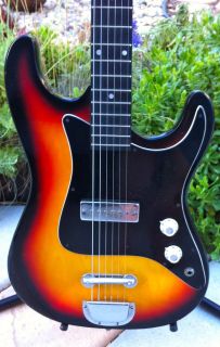   VINTAGE 60S TEISCO SINGLE PICKUP STR*T STYLE GUITAR MADE IN JAPAN