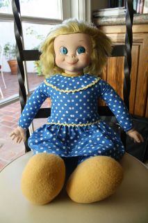   FAMILY AFFAIR MRS. BEASLEY COLLECTIBLE Pull String TALKING DOLL W/ Tag