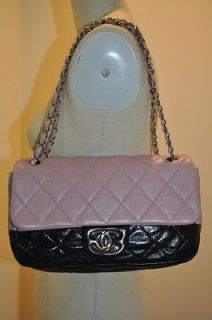 chanel medium flap bag in Handbags & Purses