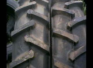   FORD JOHN DEERE R 1 Bar Lug 12 ply Tube Type Rear Farm Tractor Tires