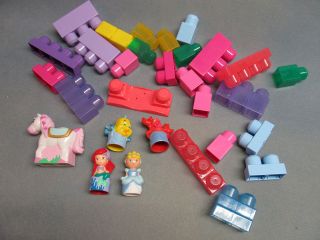 Mega Bloks 36 Pieces Disney Little Mermaid,Cinderella & Horse, Pastel 