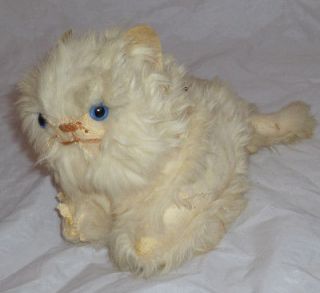 Vintage Stuffed/Plush White Fluffy Wind Up Musical Kitty Cat Kitten