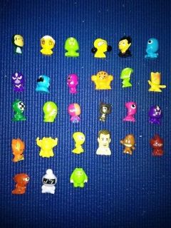 GOGOs Crazy Bones   LOT # 04 of 27 men with 1 wanted