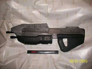 Halo MA5C assault rifle prop Halo video game