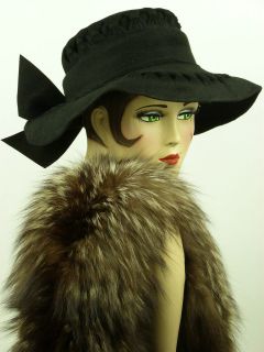 VINTAGE HAT FRENCH 1940s BLACK STRUCTURED SQUARE FRONT PICTURE HAT w 