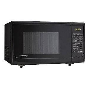 Danby Microwave   Black 0.7 Cu Ft 700W Counter top Style NEW