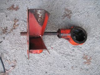 Ariens auger gear box case 922003 5hp cast iron pinion shaft impeller