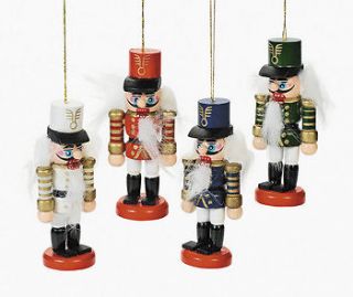 Wooden Nutcracker Ornaments / LOT OF 4 NUTCRACKER / CHRISTMAS (41809)