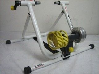 30) Blackburn RX 5 Trackstand Indoor Bicycle Bike Trainer