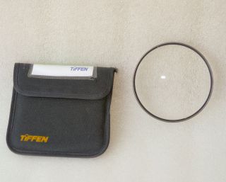 ROUND TIFFEN DIOPTER +1 FILTER IN TIFFEN POUCH IN PERFECT 