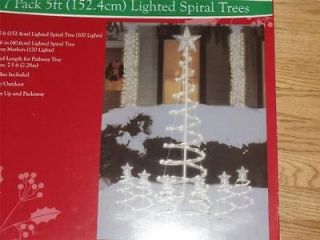 Pk 1   5 Ft Lighted Spiral Tree 6   Pathway Tree Markers Christmas 