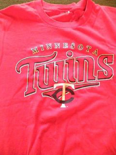 Minnesota Twins Graphic Tee Shirt, Red, Medium Large