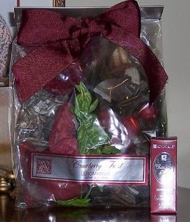 AROMATIQUE CRANBERRY FROST DECORATIVE FRAGRANCE & REFRESHER OIL NWT