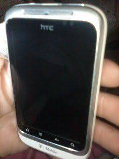 HTC Wildfire S   White (T Mobile) Smartphone