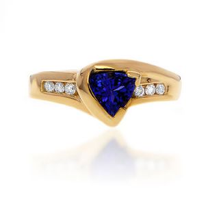 AAAA+ 0.95 ct Tanzanite & Diamond Beautiful Ring 18K Yellow Gold Size 