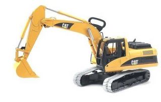 NEW Bruder Toys Caterpillar Excavator Realistic Details & Functions 