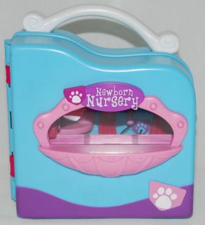 Littlest Pet Shop LPS NEWBORN NURSERY PLAY HOUSE CARRY ALONG   Hasbro