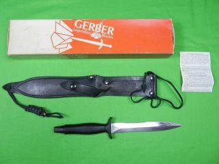 US 1981 GERBER M2 Legendary Blades Fighting Knife