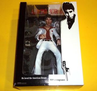   SCARFACE   THE PLAYER 10 ACTION FIGURE MEZCO 2004   NEW & UNOPENED