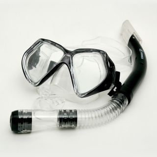 New Snorkeling Gear Scuba Diving Swimming Water Sports Mask & Snorkel 