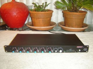 Ashly MM106, Six Channel Microphone Mixer, Preamp, Vintage Rack