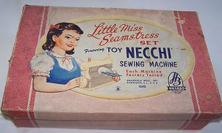   MISS SEAMSTRESS TOY NECCHI SEWING MACHINE+BOX HA​SBRO CHILD USA TOY
