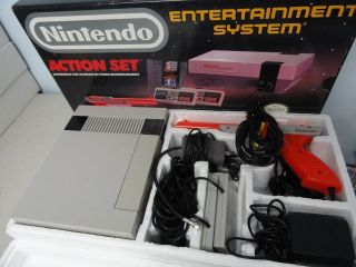 NES 001 Complete Nintendo NES System 8 Bit Action Set CIB Box Boxed 