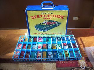 Vintage Matchbox Lesney 1966 Collectors Case w/ Lot of 33 Cars